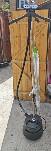 Standing garment steamer - standing, /